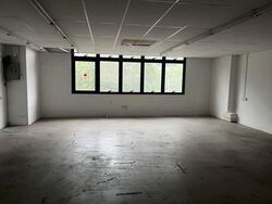 E9 Premium (D27), Factory #566871721
